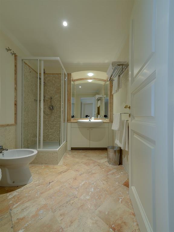 Polinari Rooms San Pietro Roma Екстер'єр фото